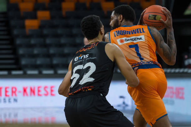 不是简单的 不是简单的