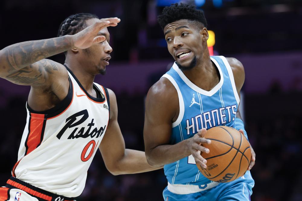 足球——中超：云南玉昆平浙江俱乐部绿城.