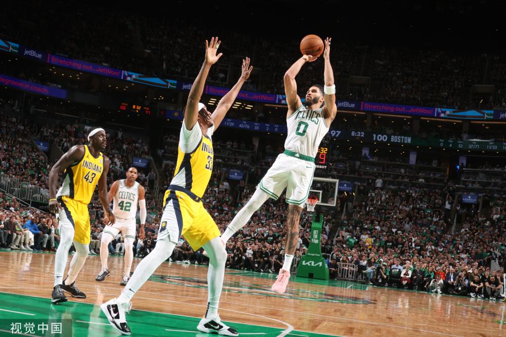 乓球队的中 乓球队的中