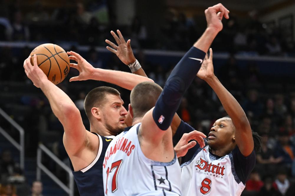 《漫威蜘蛛侠:迈尔斯》新截图 小黑蛛身手不错