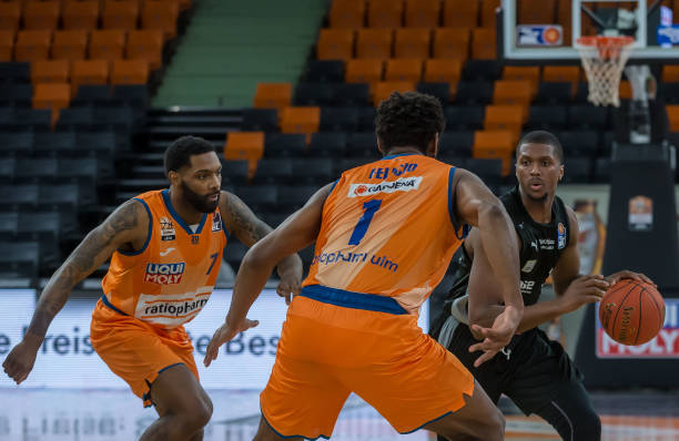 阿诺德加盟皇马!签约5年,年薪1500万!